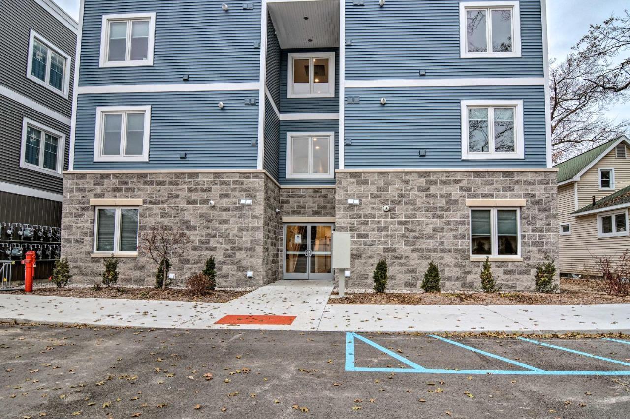 Modern Traverse City Condo About 1 Mi To Bay! Dış mekan fotoğraf